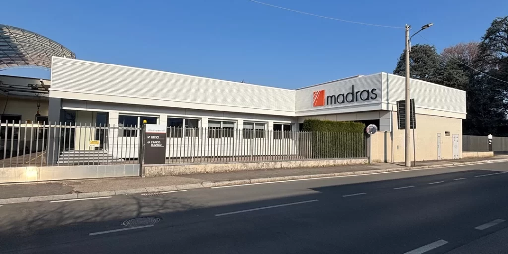 Insegna aziendale per Maras
